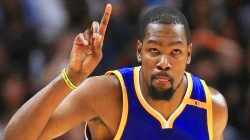 勇士队球员爆料了吗最新消息,揭秘球队内部动态与备战策略 第2张 勇士队球员爆料了吗最新消息,揭秘球队内部动态与备战策略 第2张